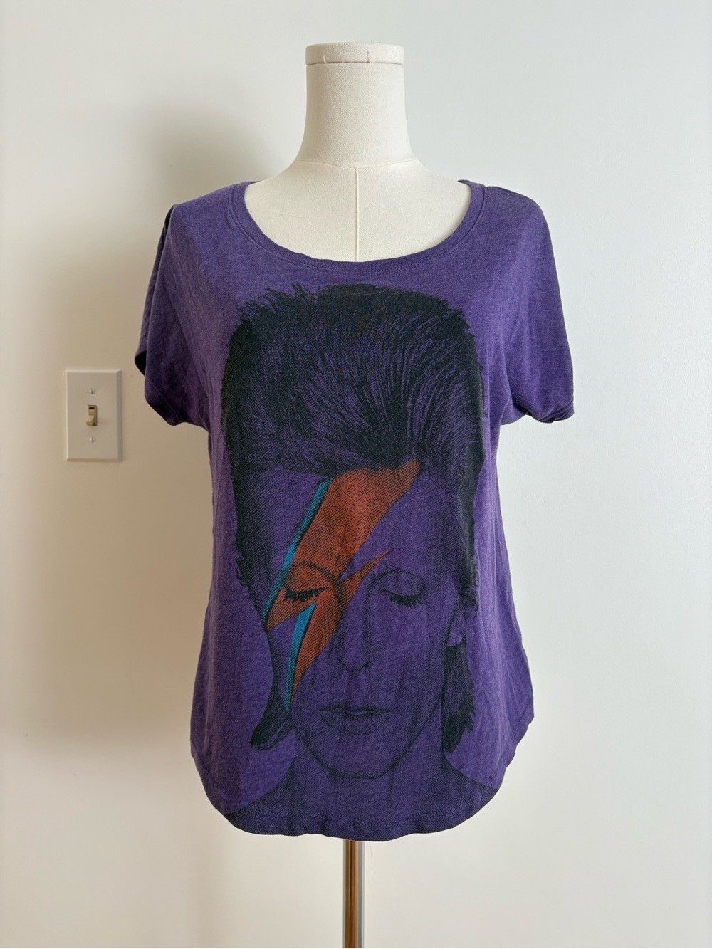 David Bowie Aladdin Sane Tee - Women's Short Sleeve Scoop Neck Top